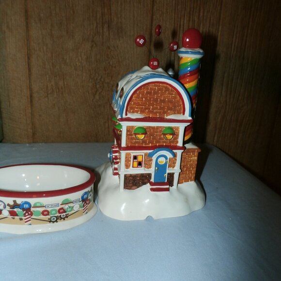 VTG Dept 56 M&M's Chocolate Candy Factory Lighted House w/Dish **New w/ Box - Picture 12 of 15